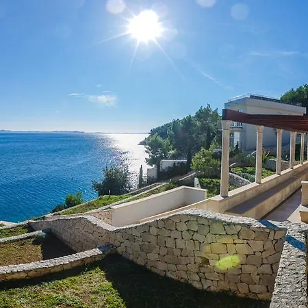 Villa Osibova *