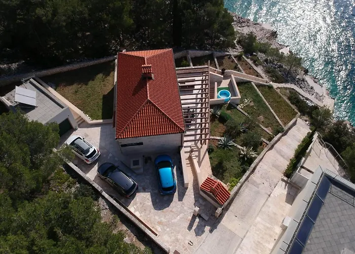 Osibova Villa *