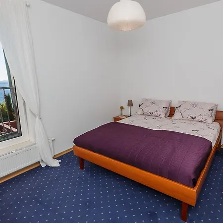 Osibova Milna (Brac)