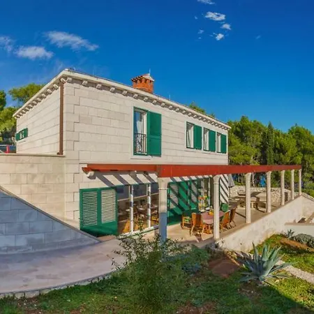 Villa Osibova Milna (Brac)